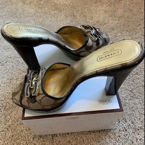COACH HEELS 7.0. Worn ONCE